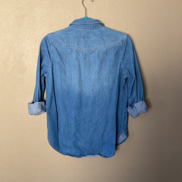 Universal Thread Top - Picture 2 of 7